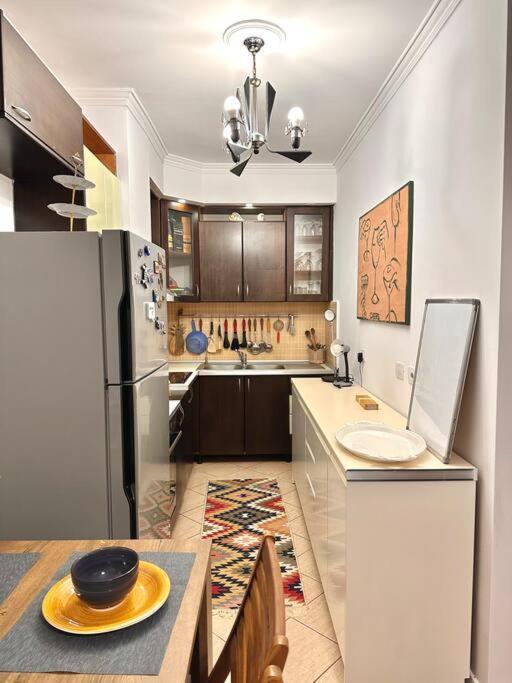 Ferienwohnung Family Living Tirana Exterior foto